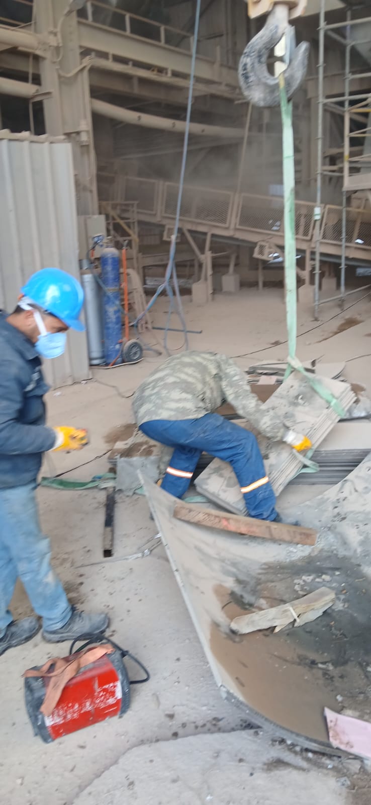 Çimento tesisinde hücre tekeri revizyonu öncesi genel görünüm ve ekipman durumu