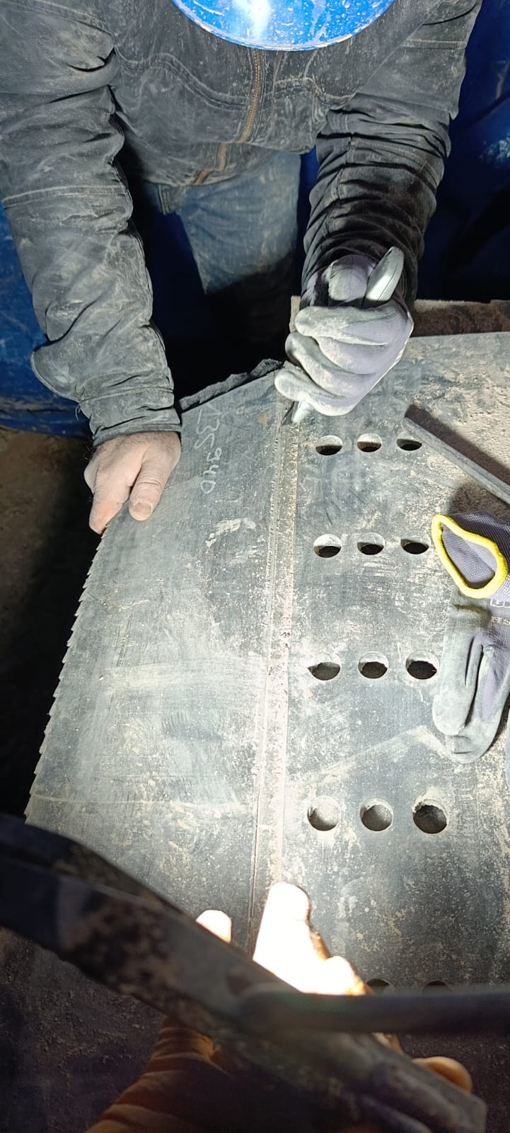 Bant ek yeri ölçüm ve işaretleme – lastik bant yapıştırma (ekleme) işlemi öncesi hat hizalama